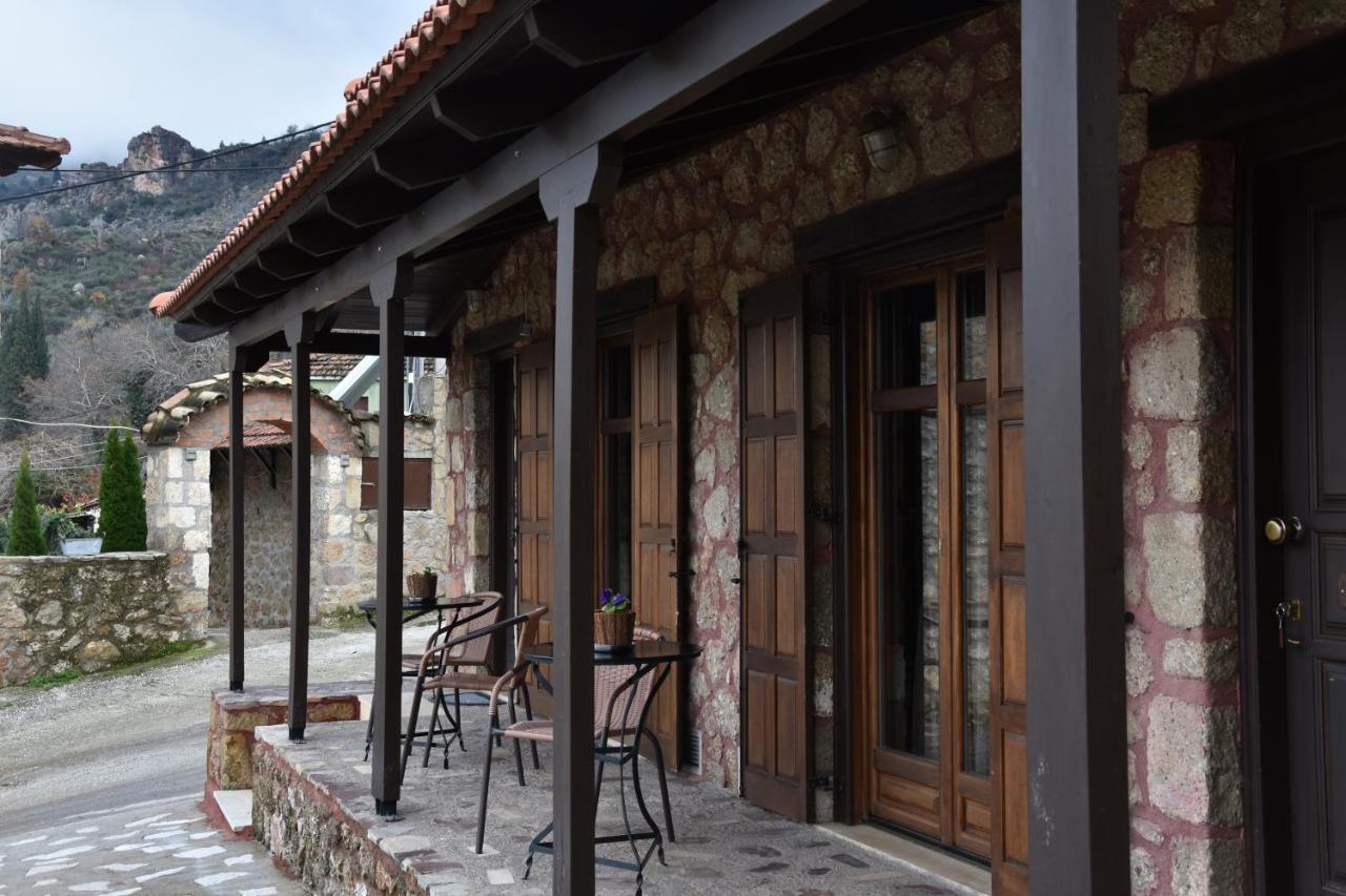 Paliokastro Guesthouse Kato Sinikia Trikalon Exterior photo